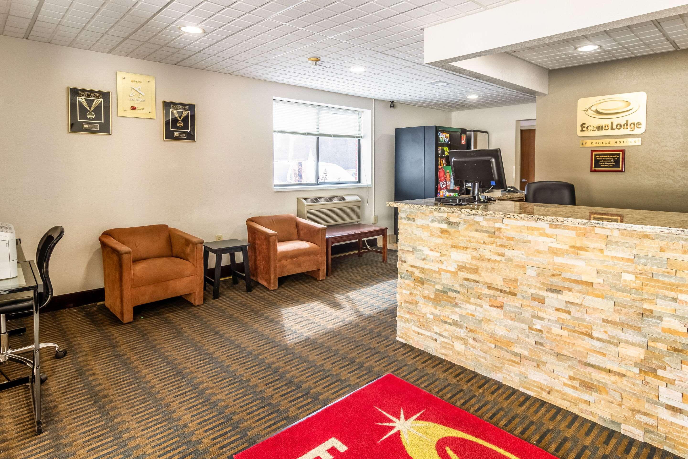 Econo Lodge Cadillac By Choice Zewnętrze zdjęcie