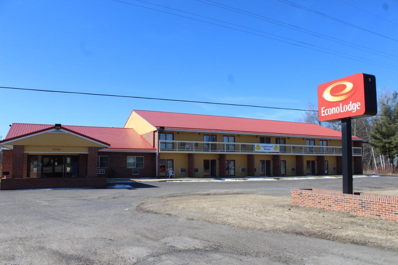 Econo Lodge Cadillac By Choice Zewnętrze zdjęcie