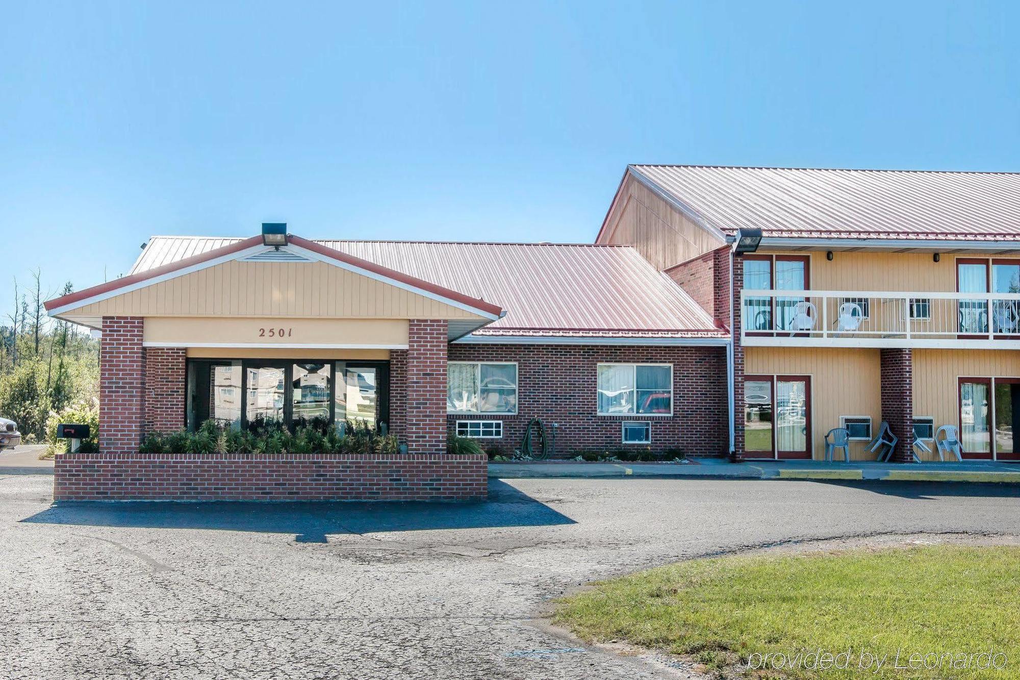 Econo Lodge Cadillac By Choice Zewnętrze zdjęcie